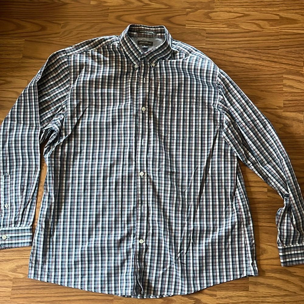 Eddie Bauer men’s button shirt